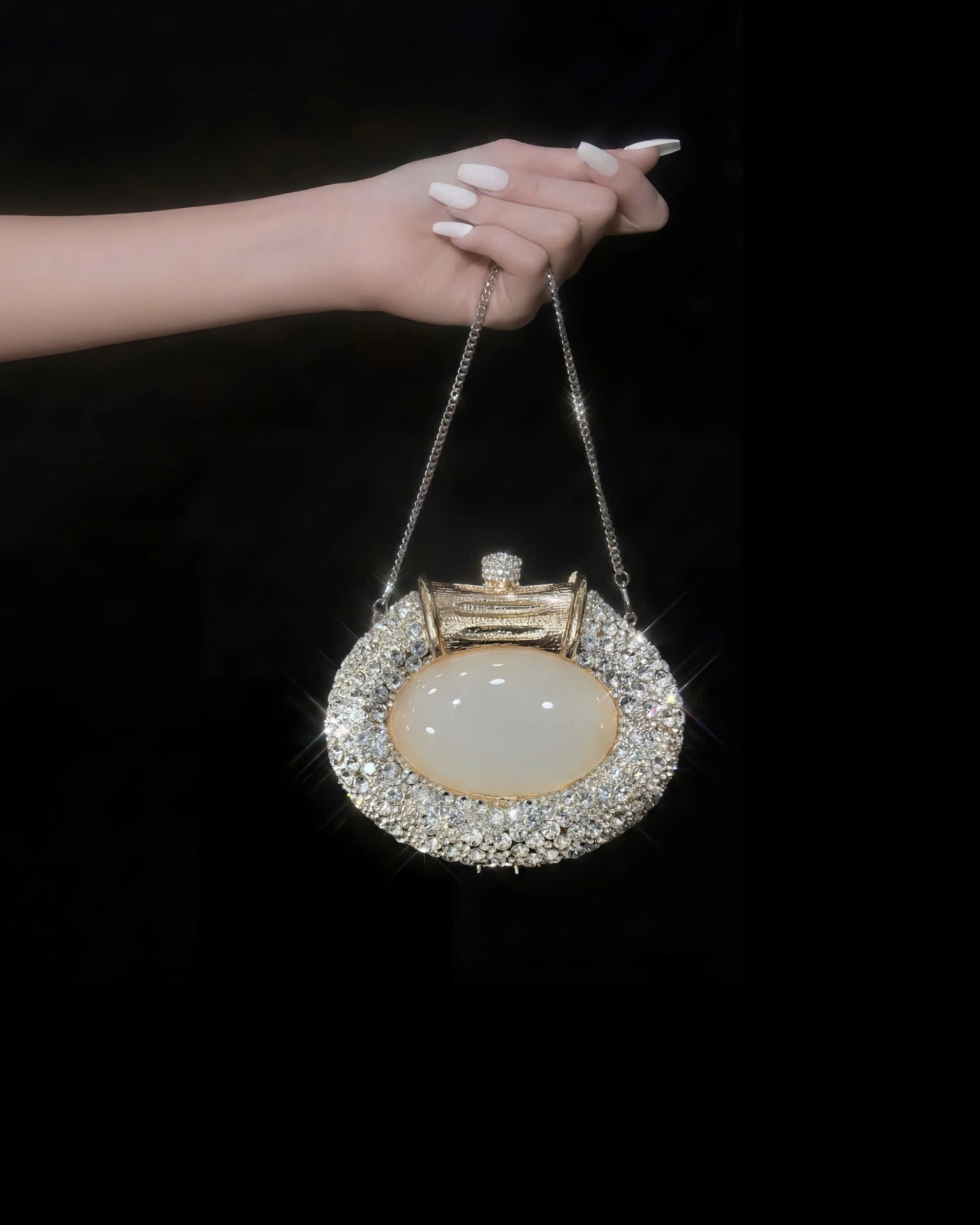 ROYAL CLUTCH